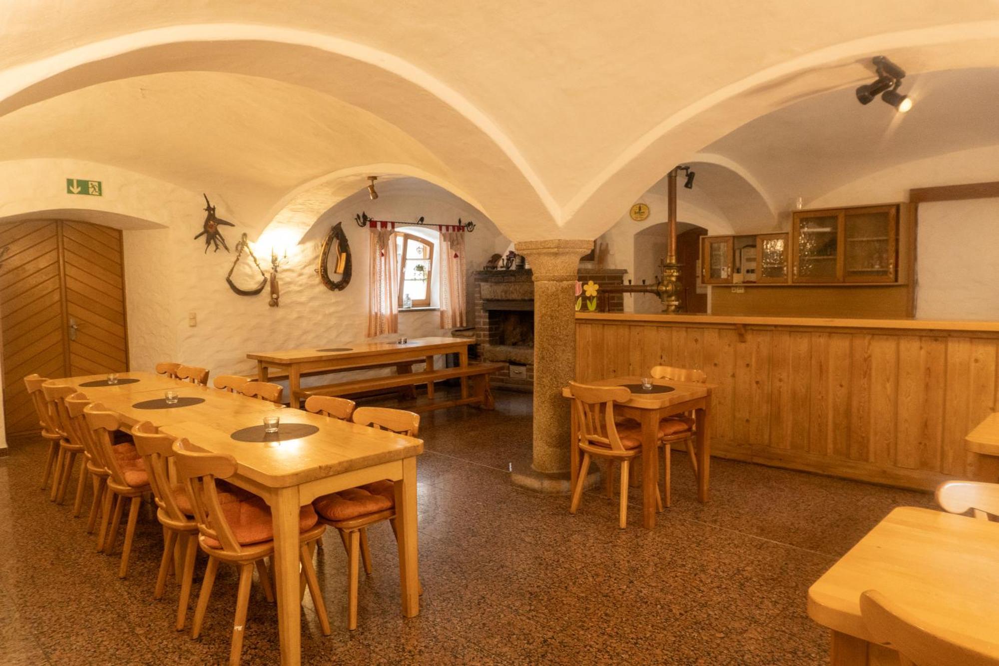 Landgasthof - Braukeller - Fattigau Oberkotzau Екстериор снимка